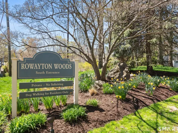 32 Rowayton Woods Drive #32, Norwalk, CT 06854