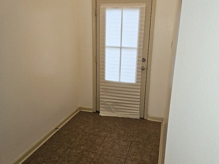 11506 Oak Bend Dr — Photo 4