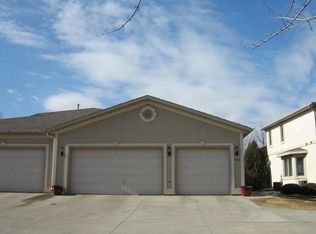 1324 Riverwood Dr, Bismarck, ND 58504