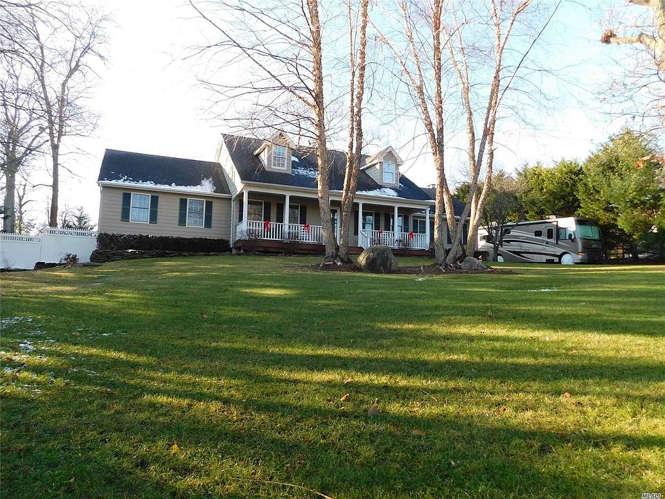 1st image of 57 N Woods Dr