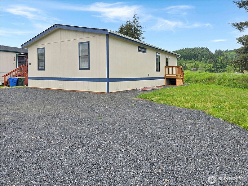 3rd image of 100 Heidger Lane