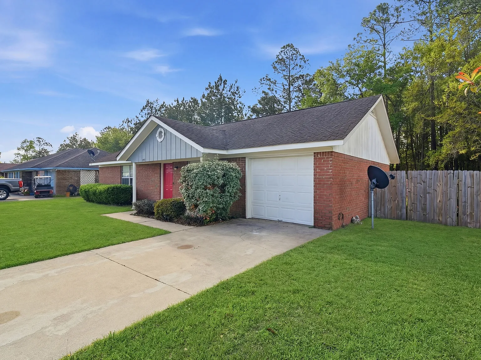 3 bed, 1169 sqft, $1,800 — Photo 1