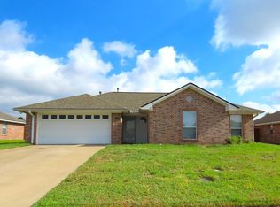 11278 Twin Spires Dr, Flint, TX 75762