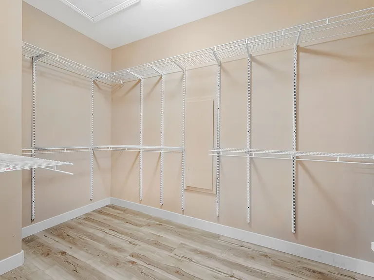 9721 Sienna Valley Ave — Photo 33