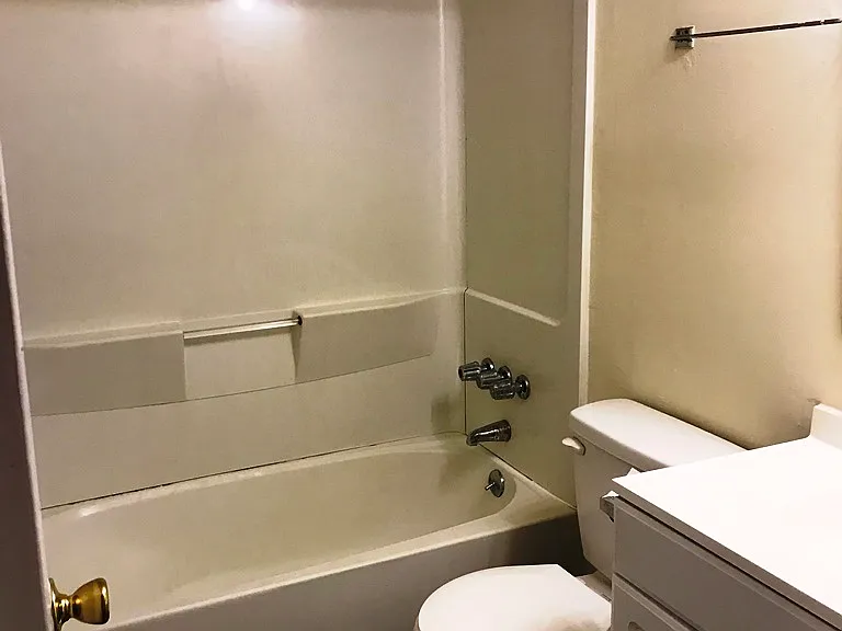 406 Old Central Rd #1 — Photo 2
