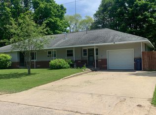 201 S Blevins St, Marion, MI
