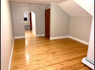 1872 Smith St APT 3, North Providence, RI 02911
