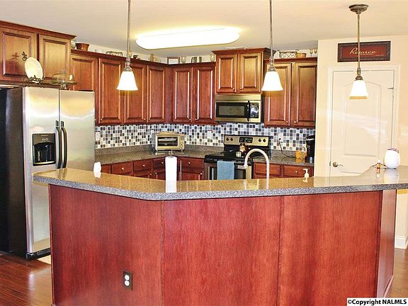3rd image of 5053 Montauk Trl SE