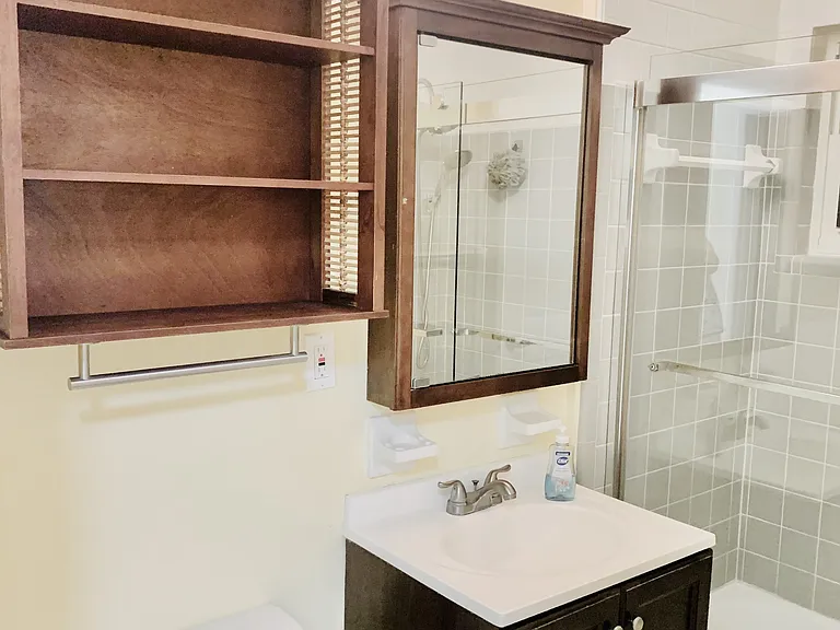 1120 Vineyard St #1 — Photo 12