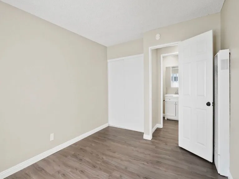 1356 W Stoneridge Ct. — Photo 4
