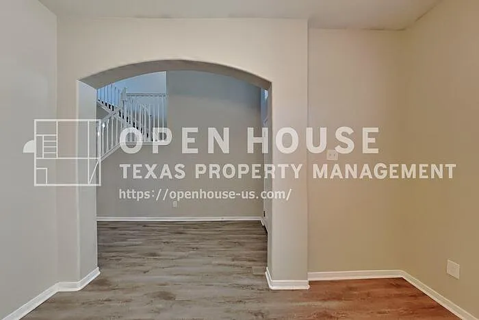 17903 Timber Crossing Ln — Photo 8
