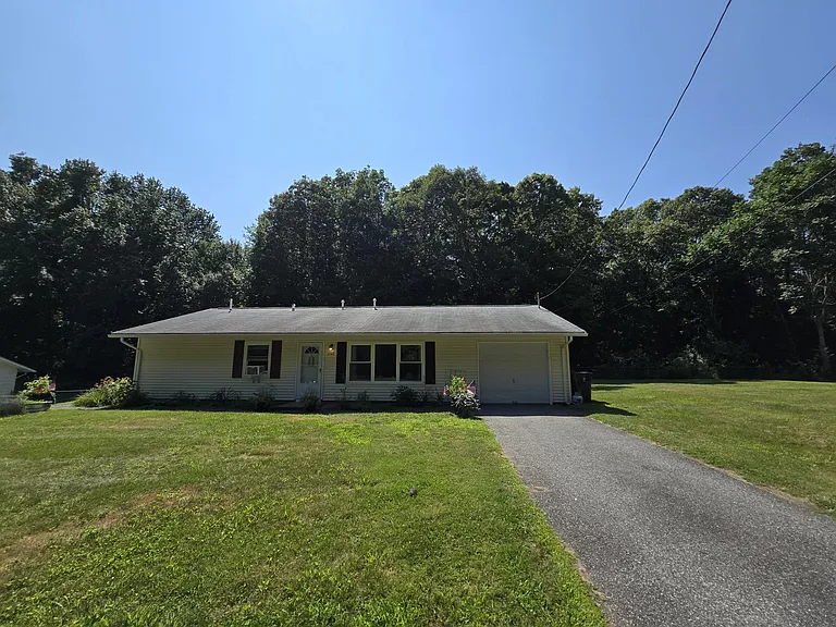 240 Signal Rock Dr — Photo 2