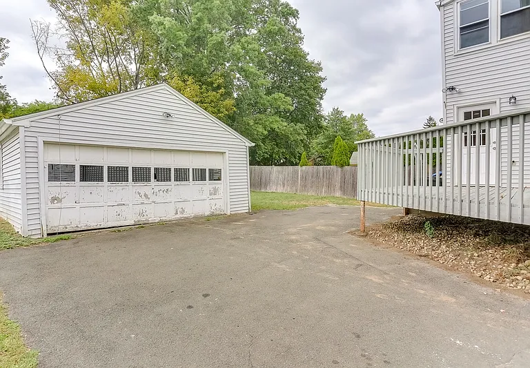 18 Peck St — Photo 19