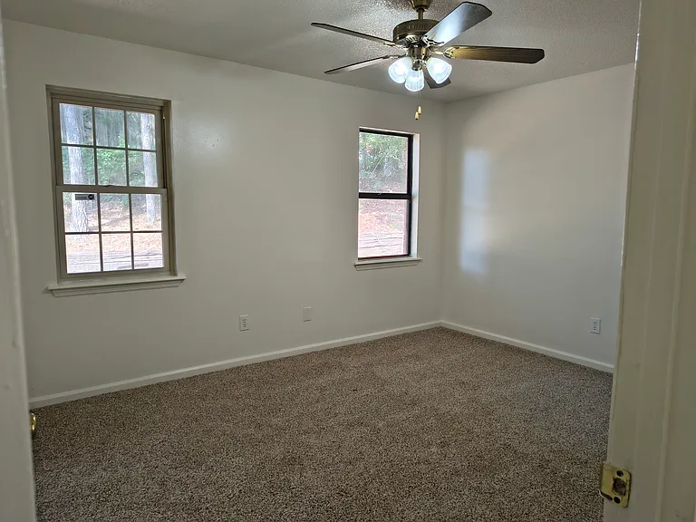 2304 Roundup Dr — Photo 10