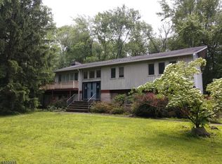 206 Carlton Rd, Millington, NJ 07946