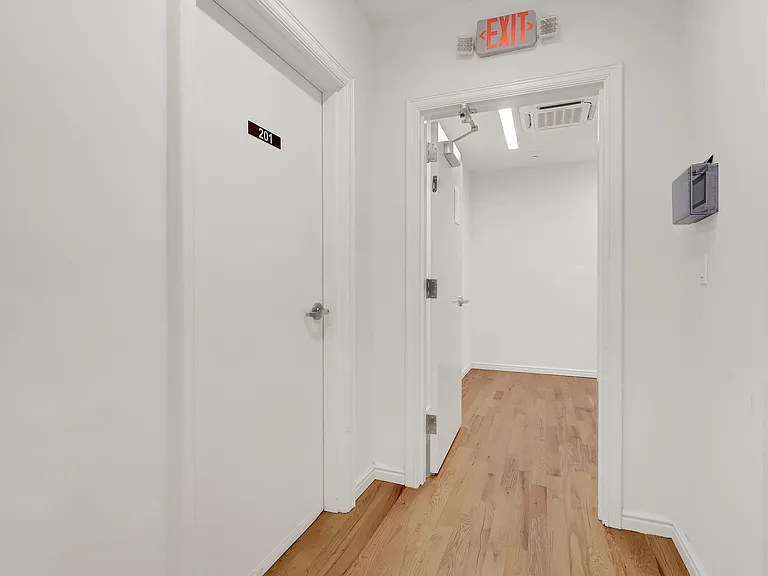 136 Rockaway Ave #201 — Photo 15