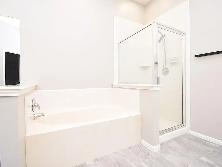 23122 Beech Canyon Dr — Photo 34