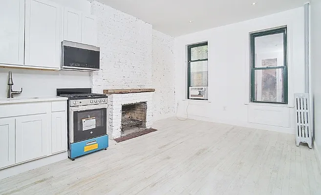 Rented by Compass | media 2