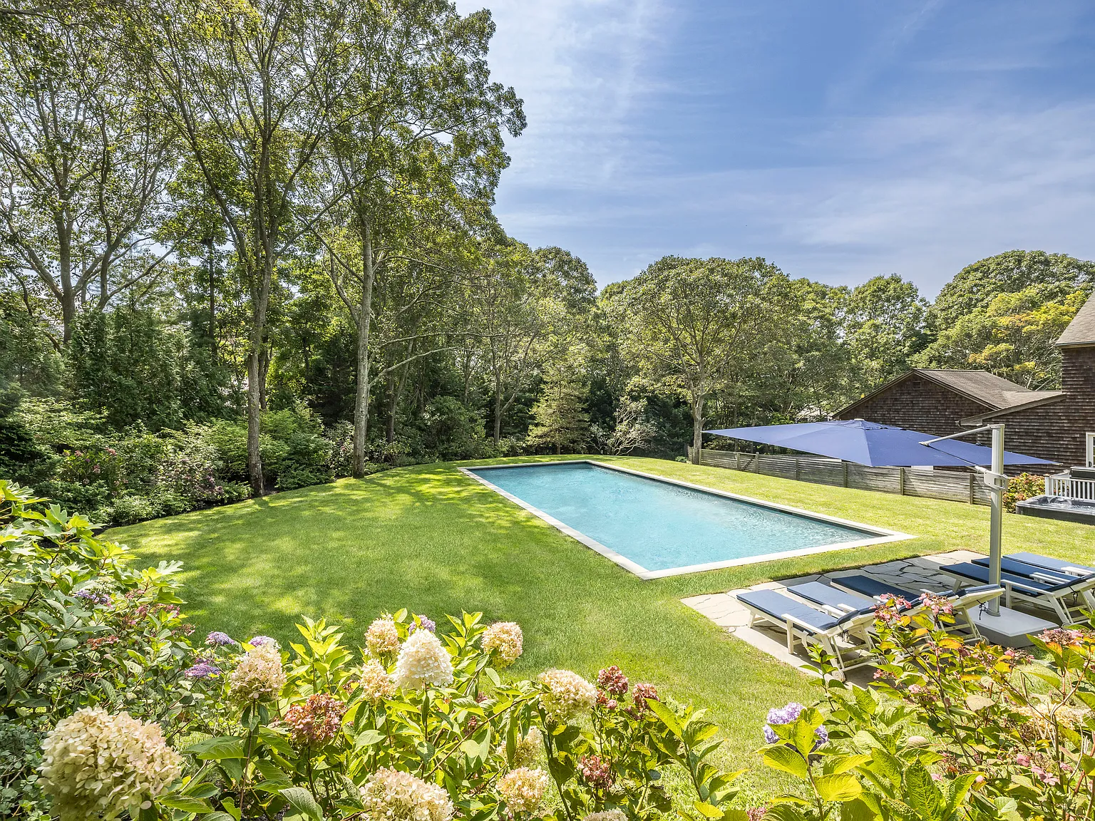 Sag Harbor Village Acre | Pool, Spa, Walk to Town — Photo 3