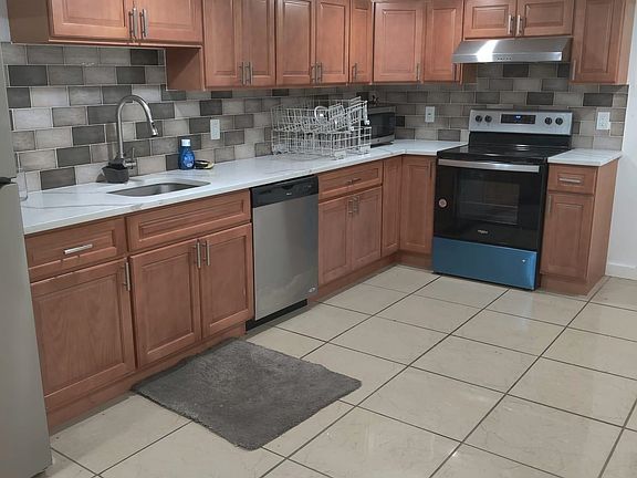 3rd image of 80 Broadman Pkwy #1