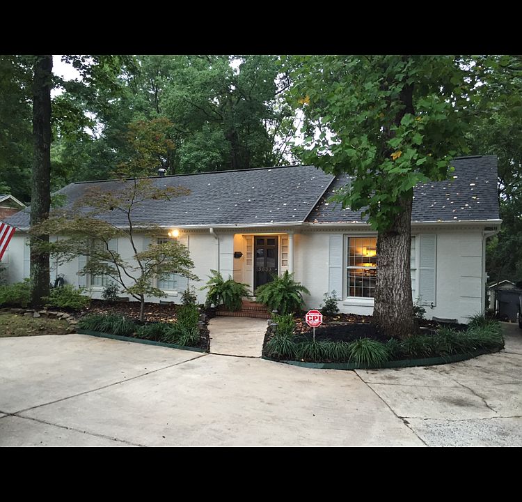 2nd image of 5633 Sharon Rd