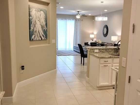 5th image of 7933 Loren Cove Dr