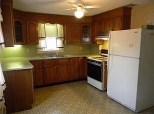 30 Cabot St, Lincoln, RI 02865