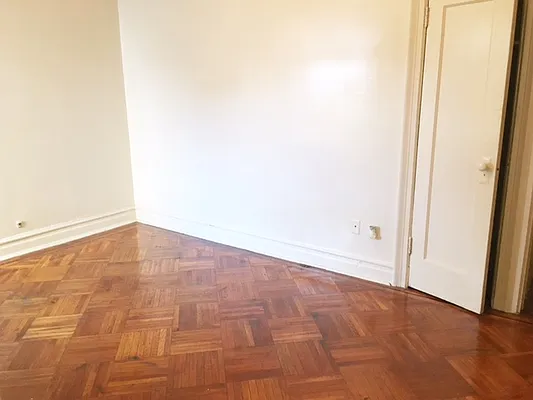 Rented by Empire Valley | media 21