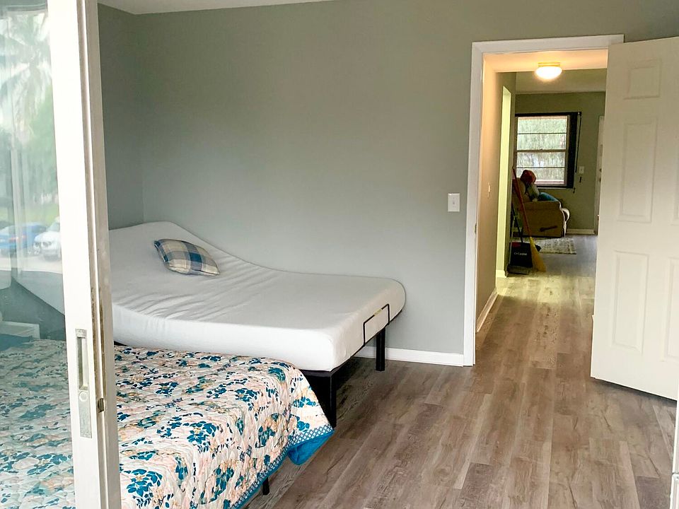 1st image of 119 Canterbury E