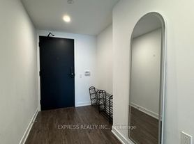 88 Queen St E