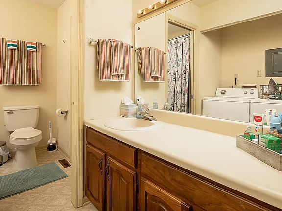 2nd image of 116 A Arcadia Ln #A