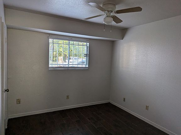 3rd Bedroom could be used as office