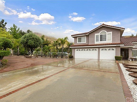 2nd image of 22814 Cattail Ln