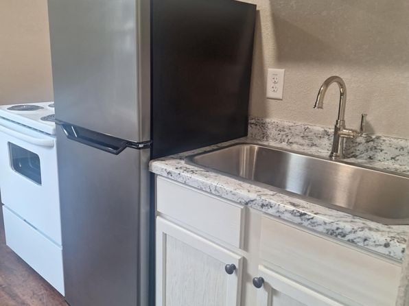 306 Hornbeck Ave #207, Mena, AR 71953