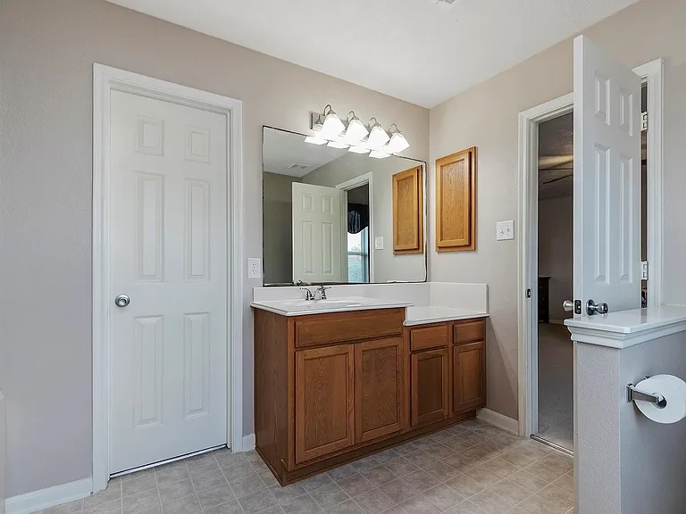 20738 Fair Castle Dr — Photo 38