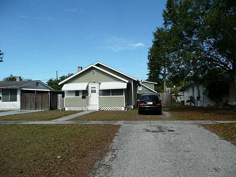 1st image of 2627 17th Ave N