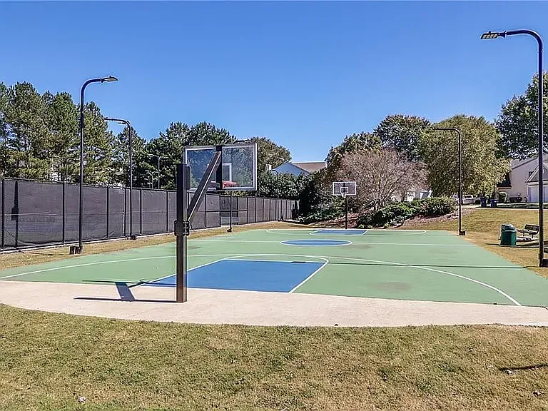 5805 Haterleigh Dr — Photo 26