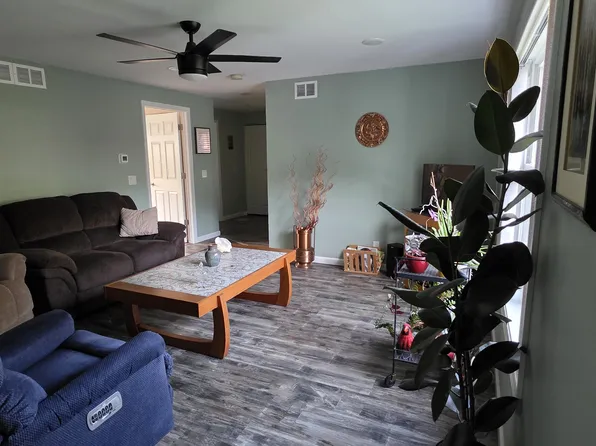 (undisclosed Address), Webster, NY 14580