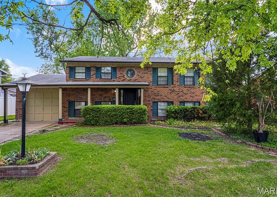 1st image of 2145 Glenoro Dr