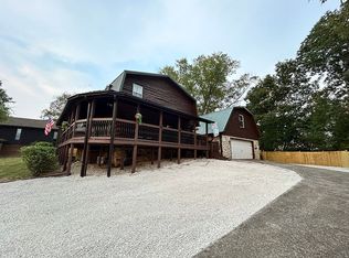 104 Heritage Hills Dr, Saint Albans, WV 25177