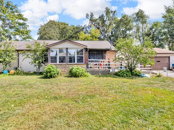 885 Bryant Ave, Jackson, MI 49202