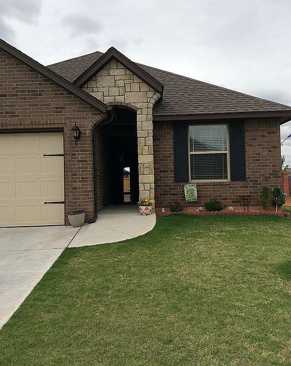 1st image of 309 Golden Leaf Ct