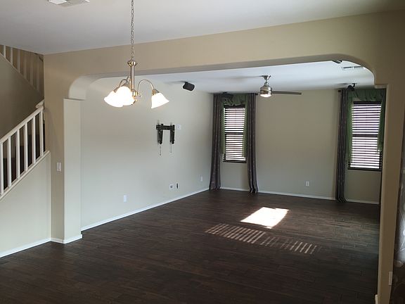 5th image of 1691 E Dubois Ave
