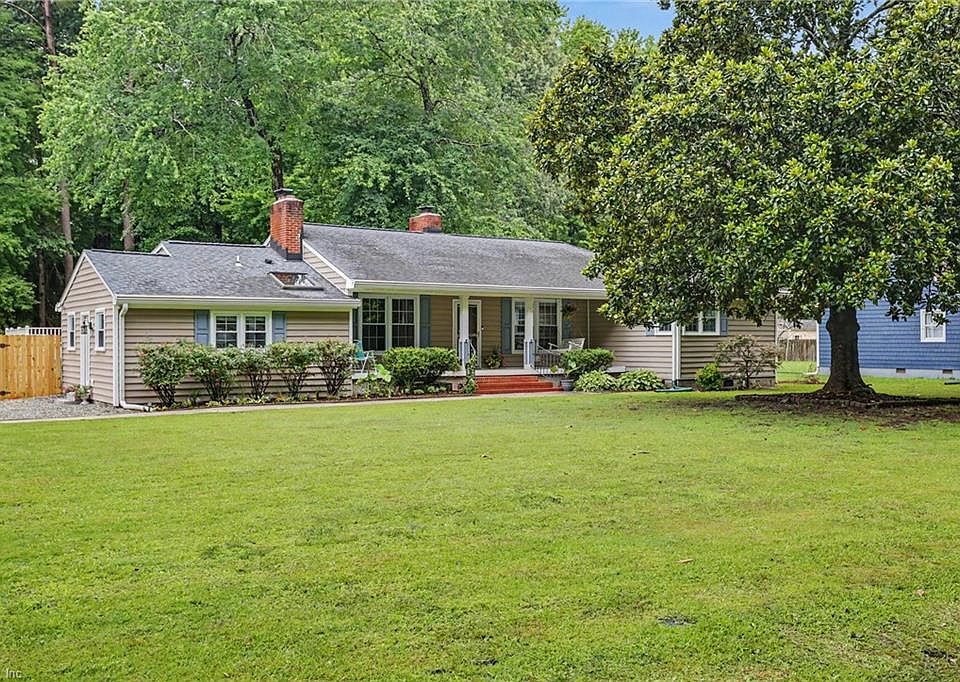 1st image of 114 Winsome Haven Dr