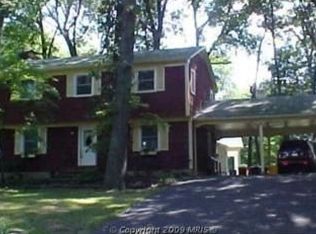 393 Stonehouse Dr, Severna Park, MD