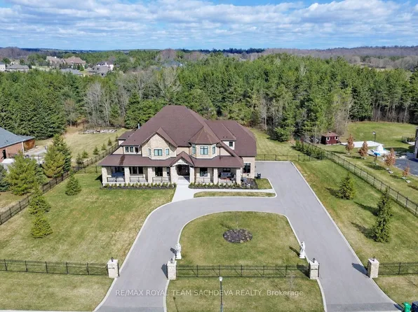 76 Buckstown Trl, Caledon, ON L7E 4H5