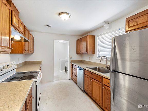 4th image of 1507 Wood Avenue E