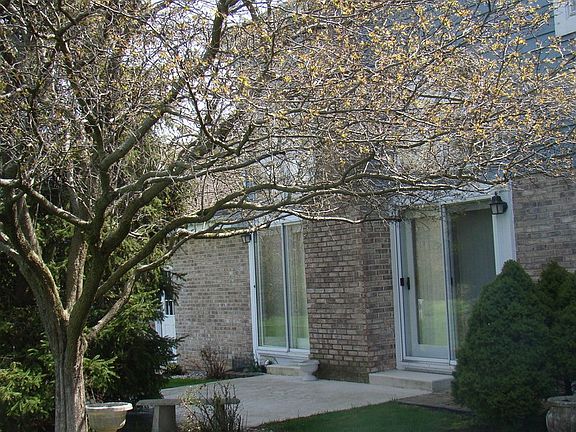 3rd image of 17394 Brook Crossing Dr