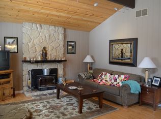 198 Pinecrest Ave, Mammoth Lakes, CA 93546