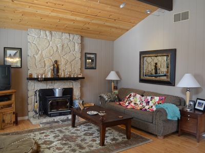 198 Pinecrest Ave, Mammoth Lakes, CA, 93546